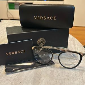 Versace 1249 Black/Gold Size 52-18-140